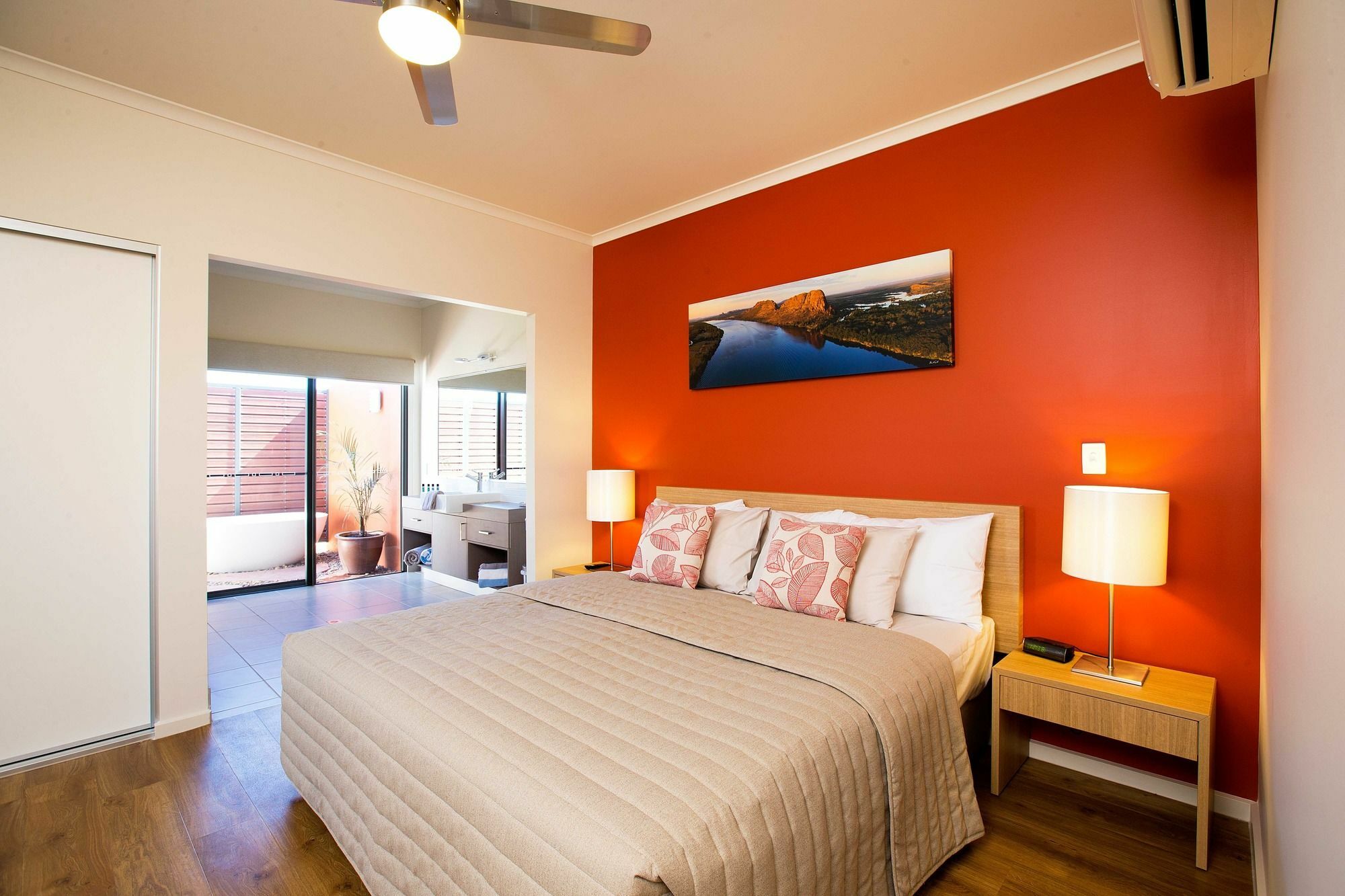 Freshwater East Kimberley Apartments Кунунарра Экстерьер фото